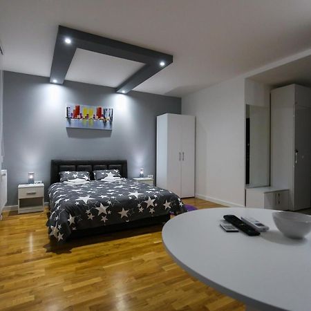 Manirosi 3 Apartman Σουμπότικα Εξωτερικό φωτογραφία